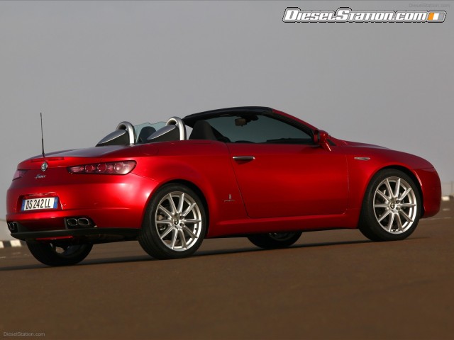 Alfa Romeo Alfa Romeo Spider 2009 Picture #2 Alfa Romeo Alfa Romeo Spider 2009 Picture #2